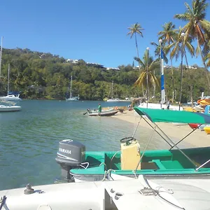 Mango Beach 3*, Marigot Bay Saint Lucia